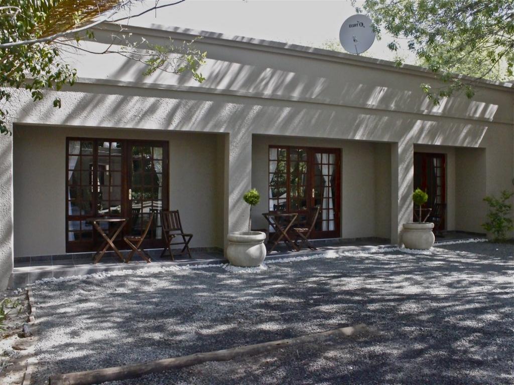 The Nightingale Guesthouse Bloemfontein Extérieur photo