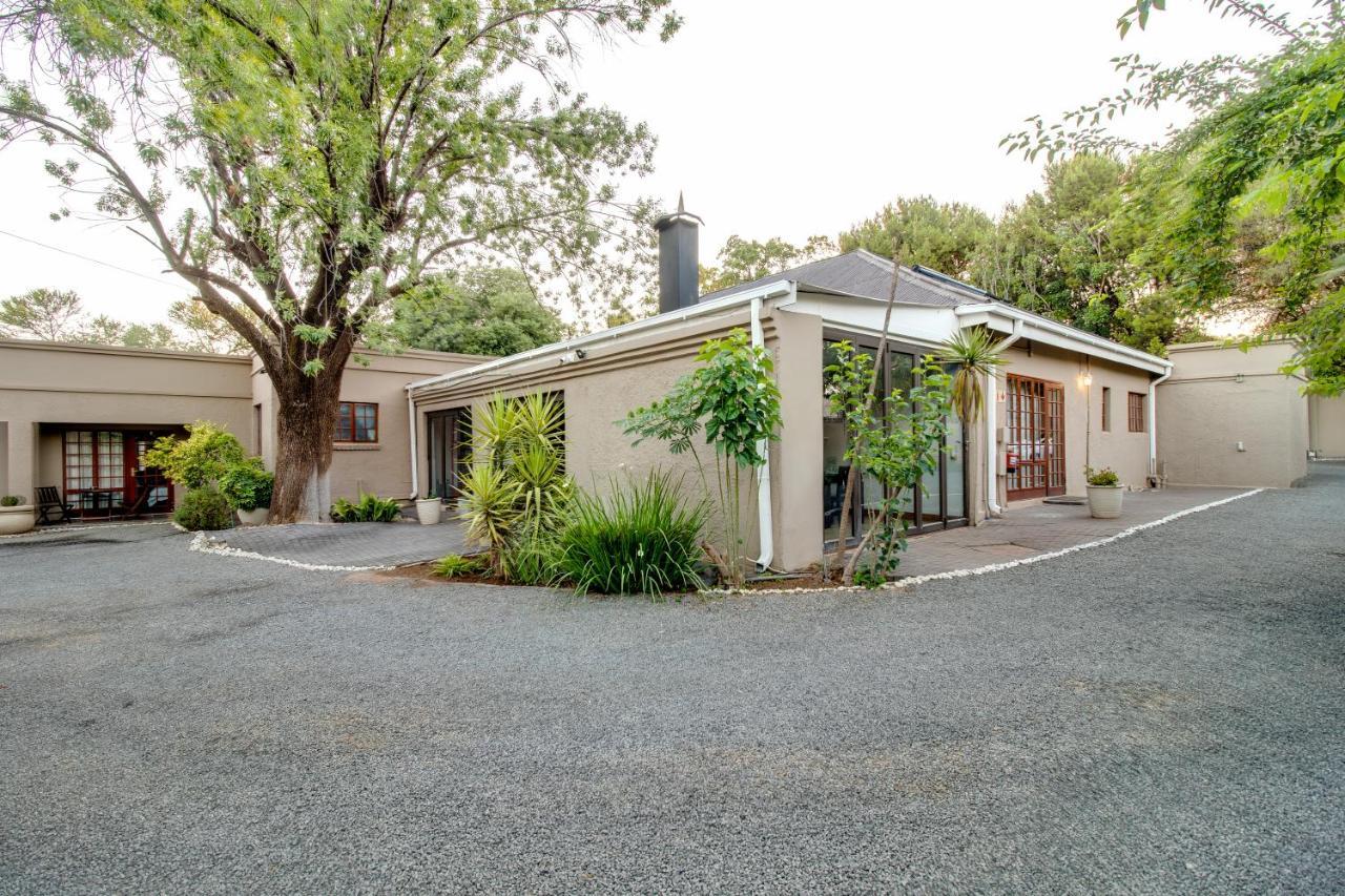 The Nightingale Guesthouse Bloemfontein Extérieur photo