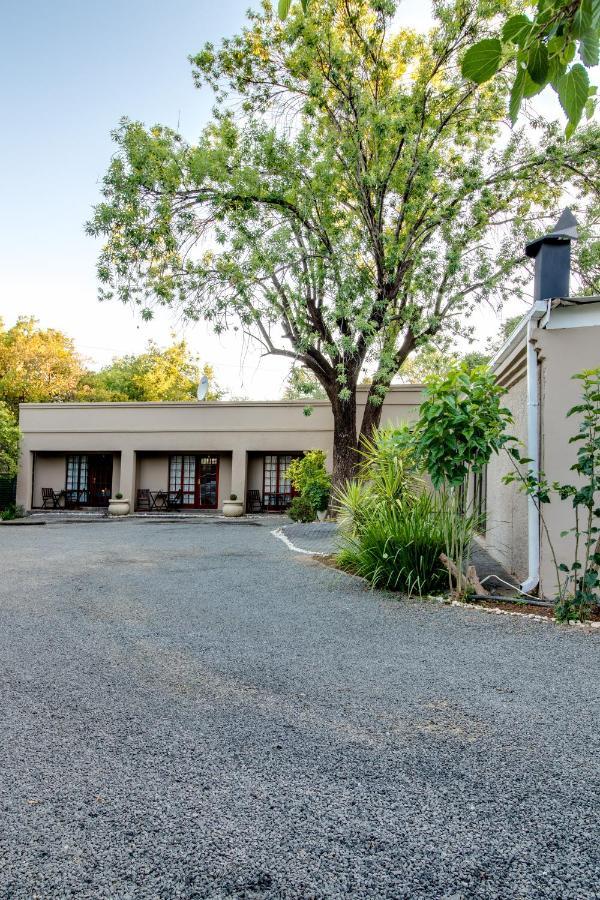 The Nightingale Guesthouse Bloemfontein Extérieur photo