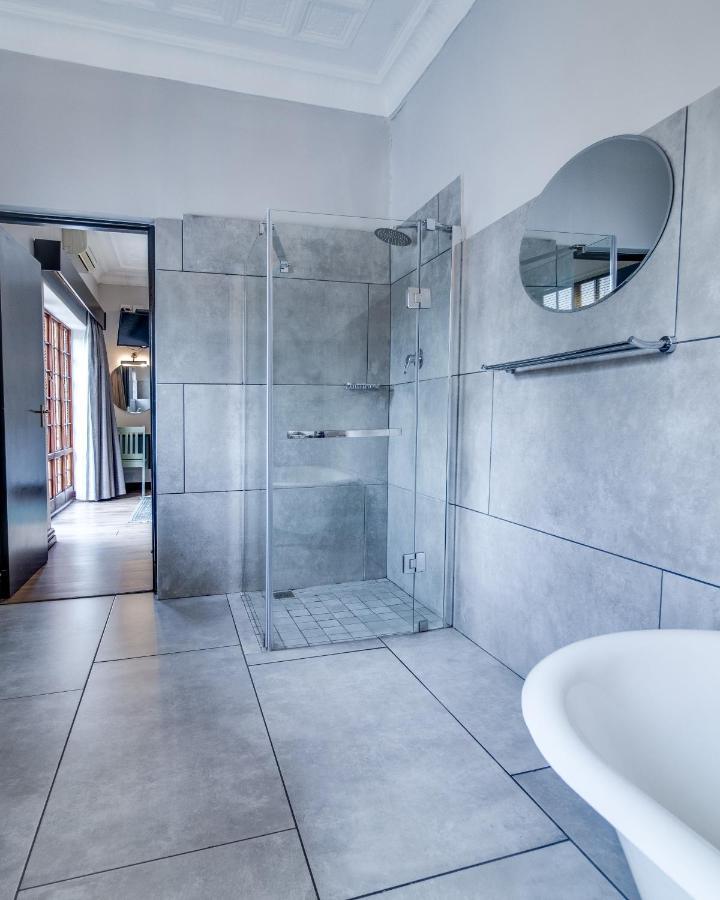 The Nightingale Guesthouse Bloemfontein Extérieur photo